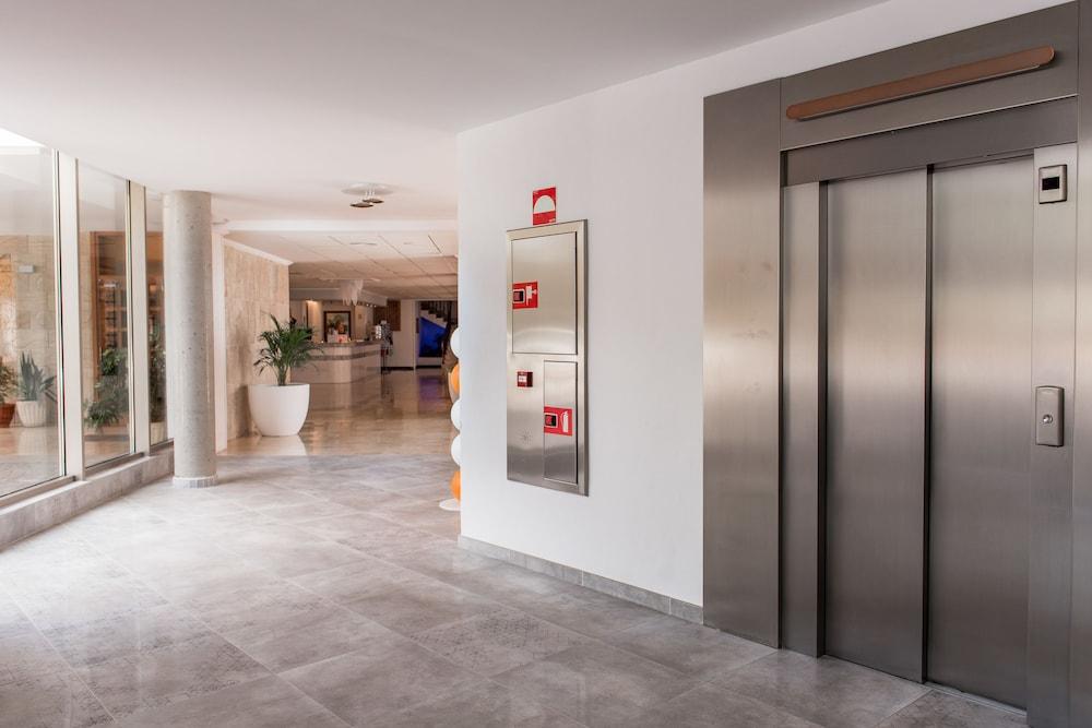 Hotel Abrat Sant Antoni de Portmany Dış mekan fotoğraf