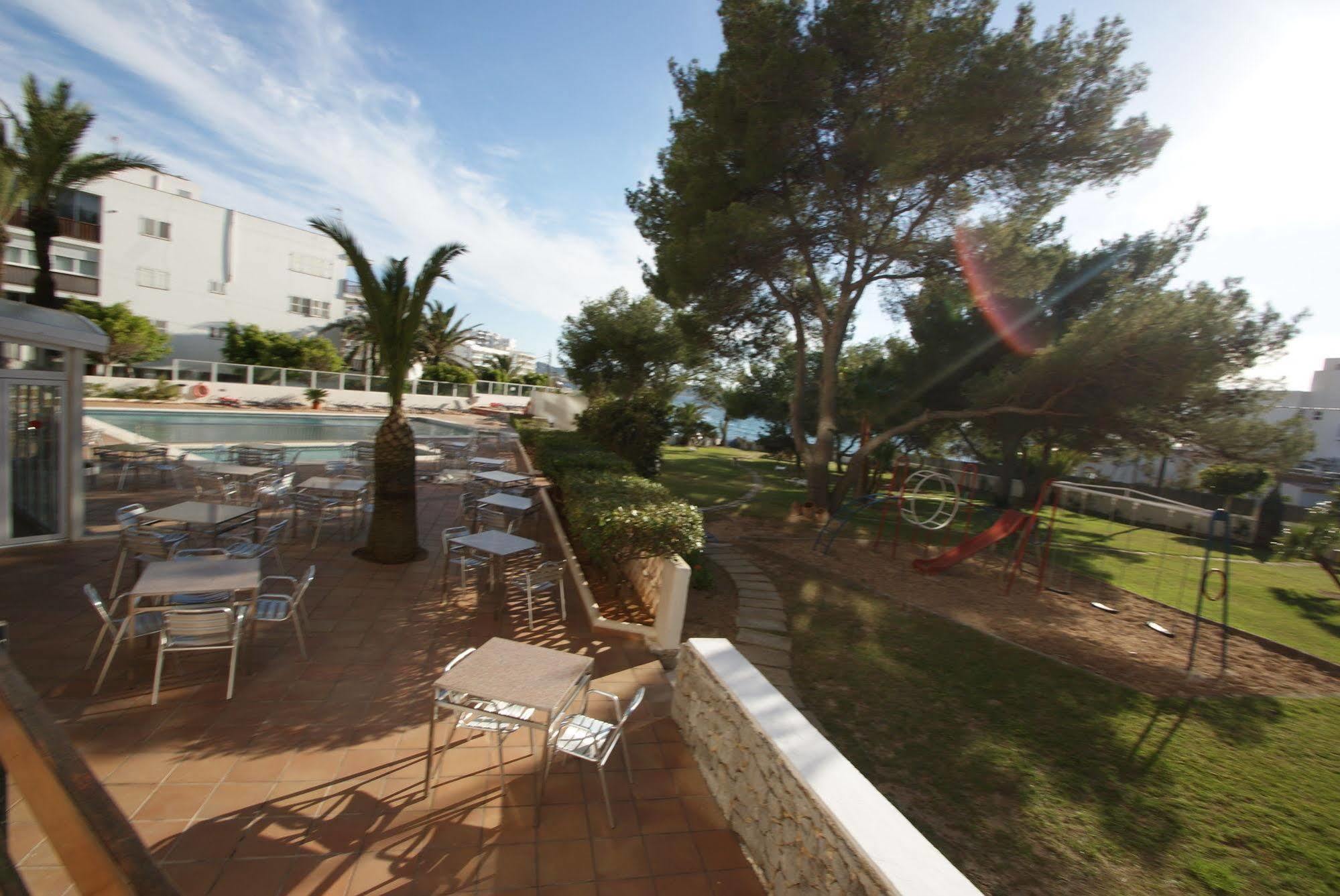 Hotel Abrat Sant Antoni de Portmany Dış mekan fotoğraf
